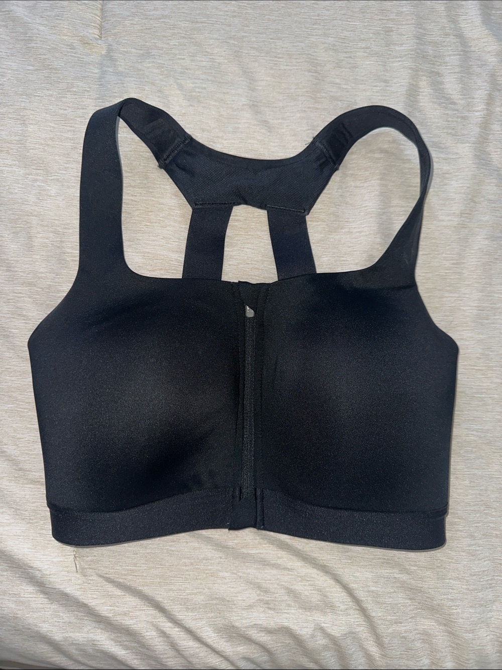 Women’s sports bra